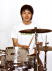ドラム講師の吉田幸生先生